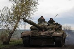 Mỹ vội vã gom xe tăng để giúp Ukraine 'làm nên khác biệt'