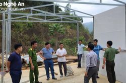 Khắc phục một số nhà ở chưa hoàn thiện, bị tốc mái do lốc xoáy