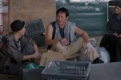 'Cuộc đời vẫn đẹp sao' tập 12: Luyến bị đòi 300 triệu, Lưu cứu cô hàng xóm thoát cảnh ngồi tù