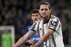 Juventus có thể bị cấm dự cúp châu Âu