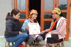 Gỡ khó cho mạng lưới cô đỡ thôn, bản