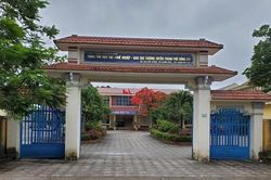 Nữ nhân viên Trường nghề bất ngờ bị hành hung tại phòng làm việc