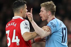 Đại chiến Man City vs Arsenal: 5 chìa khóa vô địch bóng đá Anh