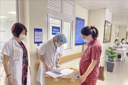 Chế độ thai sản với lao động nữ