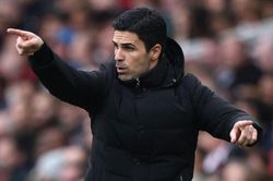 HLV Arteta nhắc nhở học trò 'tập trung' trước Man City