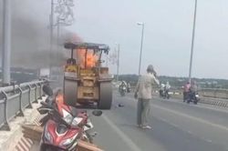 Xe lu bốc cháy ngùn ngụt trên cầu Chợ Gạo làm nhiều người hú vía