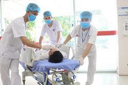 Bộ Y tế: Các bệnh viện không được từ chối, xử trí chậm trễ trường hợp cấp cứu dịp nghỉ lễ 30/4