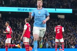 Điểm nhấn Man City 4-1 Arsenal: Chênh lệch đẳng cấp, Man xanh tiến gần ngôi vô địch