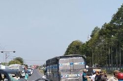 Tai nạn liên hoàn trên quốc lộ làm tài xế ô tô tử vong