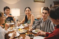 Lòng tốt giúp bạn trở nên hạnh phúc ở nơi làm việc
