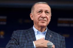 Tổng thống Thổ Nhĩ Kỳ Erdogan hủy vận động tranh cử vì lý do sức khỏe