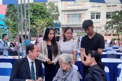 Nhiều cặp vợ chồng người nước ngoài sang Việt Nam để thụ tinh trong ống nghiệm