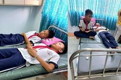 8 học sinh tiểu học nhập viện vì ăn kẹo mua trước cổng trường