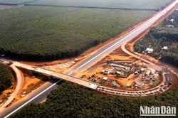 Cao tốc Phan Thiết-Dầu Giây trước giờ thông xe