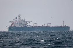 Hải quân Mỹ nói Iran lại bắt giữ tàu ở vùng Vịnh