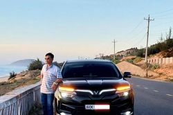 'Xe điện VF 8 mang đến cảm giác phấn khích khi cầm lái...'