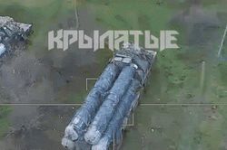 Tên lửa S-300 của Ukraine ở Kherson nổ tung sau khi bị UAV Lancet tập kích