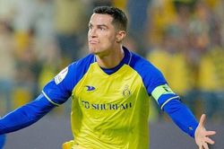 Ronaldo ghi bàn trở lại sau 3 trận tịt ngòi
