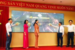 Khai trương Trung tâm điều hành giáo dục thông minh tại thị xã Sơn Tây