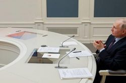 Tổng thống Nga Putin tuyên bố sẽ không tự cô lập, hé lộ ý định 'bắt tay' với những nước này