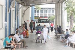 Tiếp tục lấy ý kiến về việc phân bổ thẻ BHYT đối với các cơ sở y tế