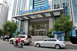 Lợi nhuận Sacombank tăng gấp rưỡi