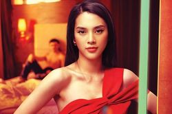 Gái xinh quê Phú Thọ lộ body 'mình hạc xương mai'