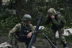 Dự báo thời điểm Ukraine phản công, Kiev lên tiếng về vụ nổ kho dầu ở Crưm