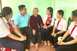 Hy sinh thầm lặng