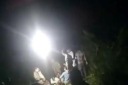 Đi mời đám cưới, người phụ nữ bị sát hại, vứt xác vào bãi sậy