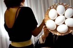Lộ thân phận Sugar Baby chỉ vì bạn trai phát hiện nhà nhiều... trứng