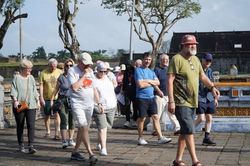 Nhiều du khách dính chiêu lừa đảo khách sạn giảm giá sâu dịp lễ