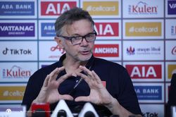 HLV Philippe Troussier hài lòng với chiến thắng đầu tay của U22 Việt Nam