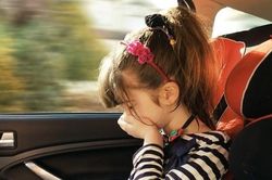 Những mẹo chống say xe khi đi đường dài