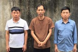 Bắt 3 đối tượng giả danh nhà báo 'vận động' kinh phí hỗ trợ nhân dịp lễ
