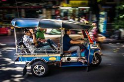 Những phương tiện đi lại phổ biến ở Campuchia dịp SEA Games