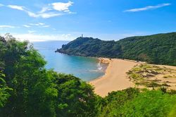 Hải đăng Đại Lãnh - Vẻ đẹp sừng sững giữa đất trời