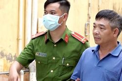 Bắt giám đốc công ty xuất khống 27 hóa đơn giá trị gia tăng