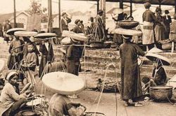Thờ 'Phụ' và thờ Mẫu trong văn hóa Việt (kỳ 4 & hết): 'Một lòng thờ mẹ kính cha'