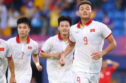 ĐIỂM NHẤN U22 Việt Nam 3-1 U22 Singapore: Thắng đậm mà vẫn không... sướng