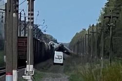 Thêm một đoàn tàu trật bánh do phá hoại ở khu vực Nga giáp Ukraine