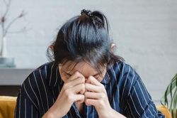 Mẹ đơn thân bị bố mẹ lấy lại đất, đưa cho con gái út bán trả nợ