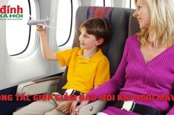 5 động tác giúp giảm đau mỏi khi ngồi máy bay