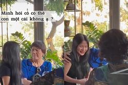 Cô gái xin được ôm người phụ nữ lạ tại quán café và câu chuyện xúc động phía sau