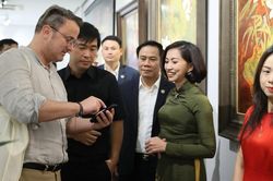 Khi nghệ thuật là cầu nối không lời
