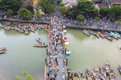 Kỳ nghỉ lễ cả nước đón hơn 300.000 khách quốc tế