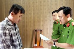 Khởi tố người đàn ông chuyên mua bán thuốc lá lậu liên tỉnh
