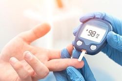 5 lý do lượng đường trong máu thay đổi thất thường