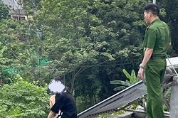 Trưởng Công an xã thuyết phục cứu cháu gái có ý định tự tử