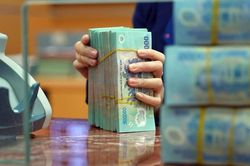 Lãi suất ngân hàng ngày 4/5: Vẫn còn mức trên 9%/năm